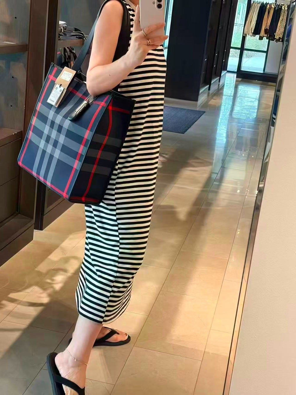 NWT Burberry Classic Plaid Tote Bag - Navy with Red Trim